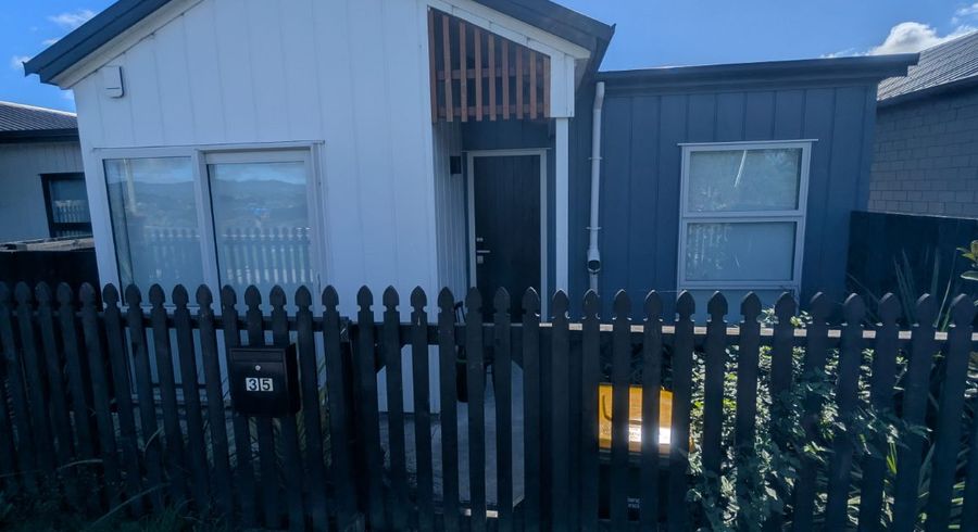 35 Red Hills Road, Massey, Auckland